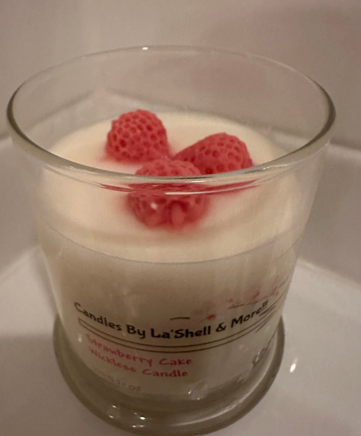 Strawberry Cake Wickless